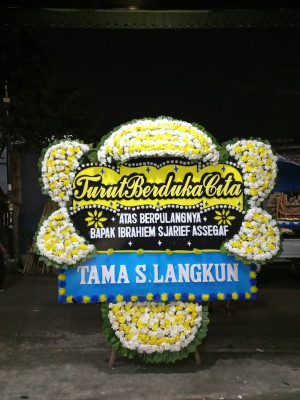 Papan Bunga Duka di Panton Reu